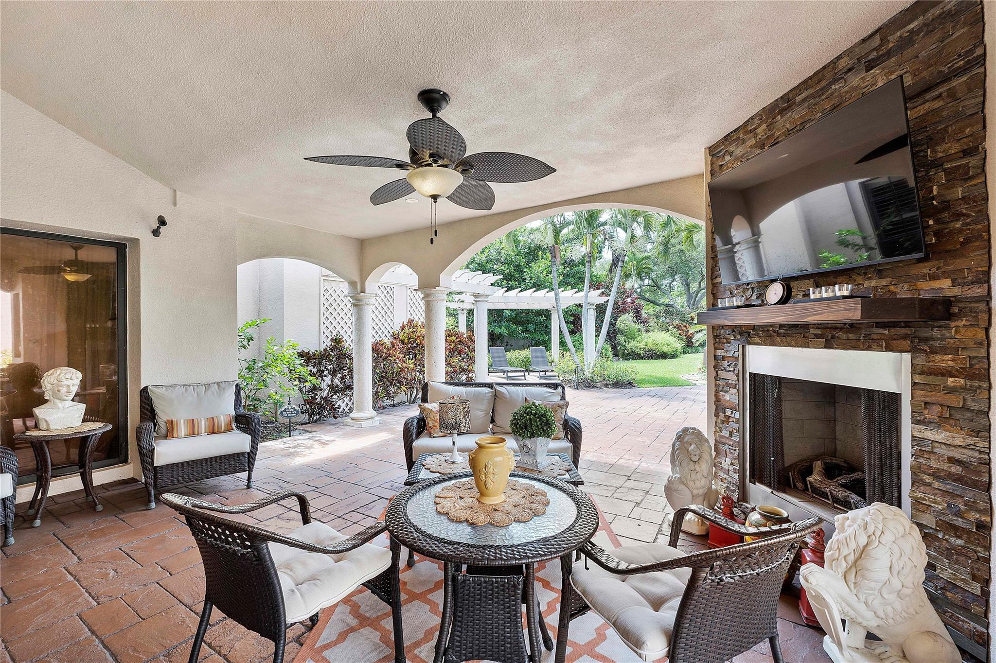 3008 N Deer Creek Via Napoli