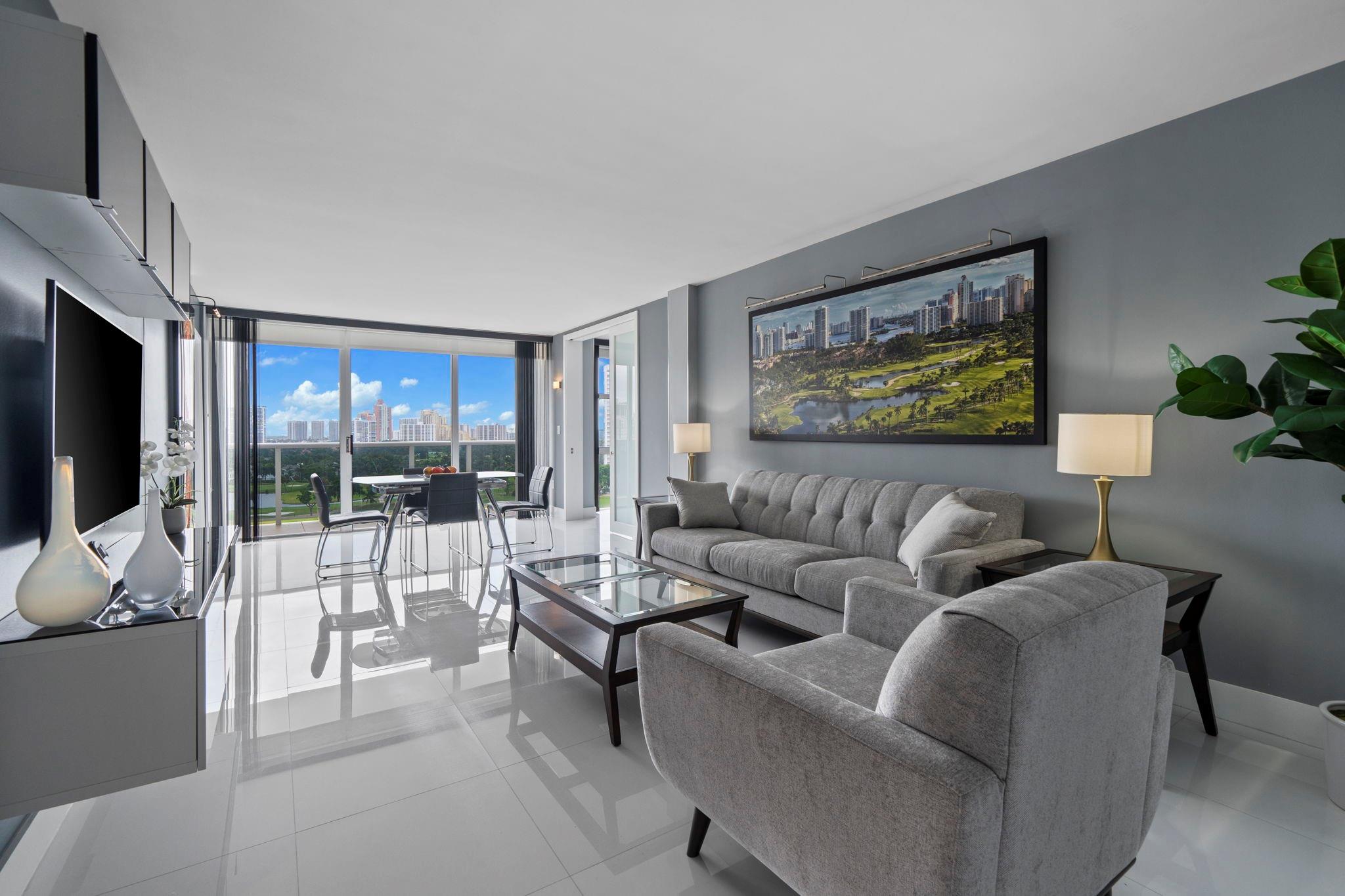 3625 N Country Club Dr 1208