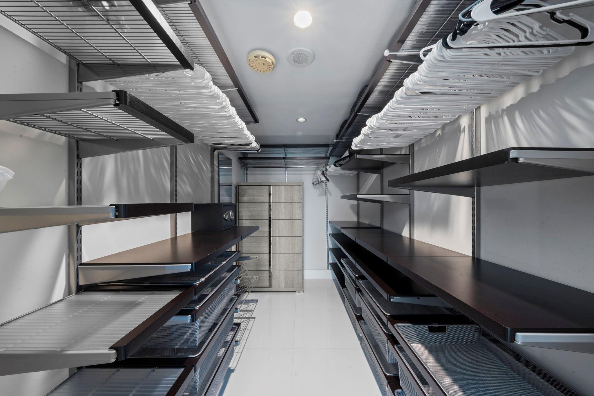 Eldorado Towers - Residential