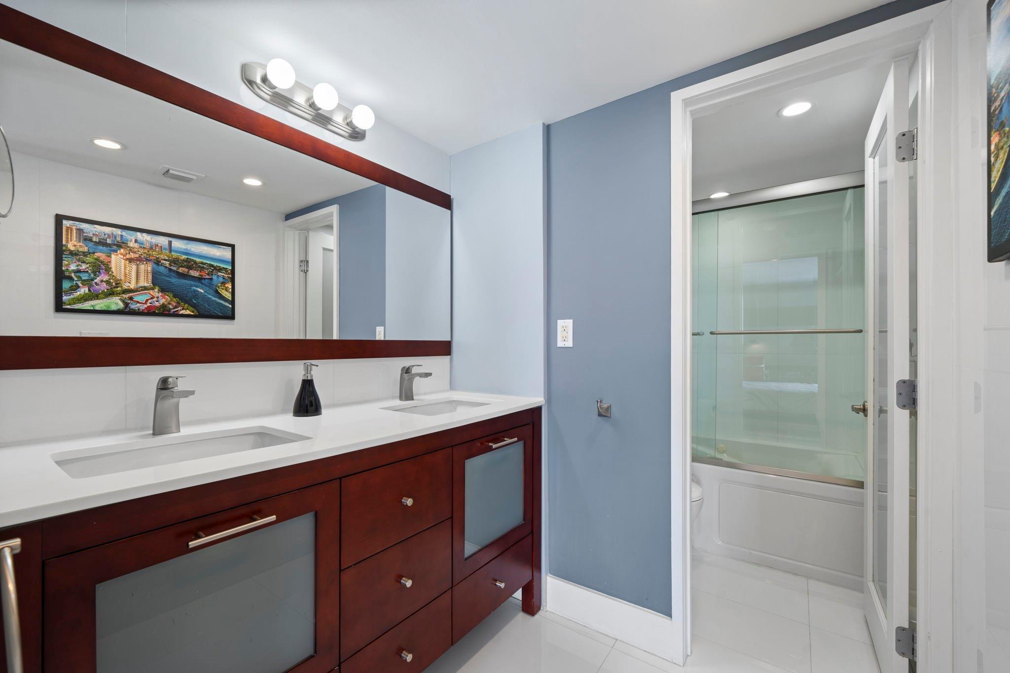 Eldorado Towers - Residential