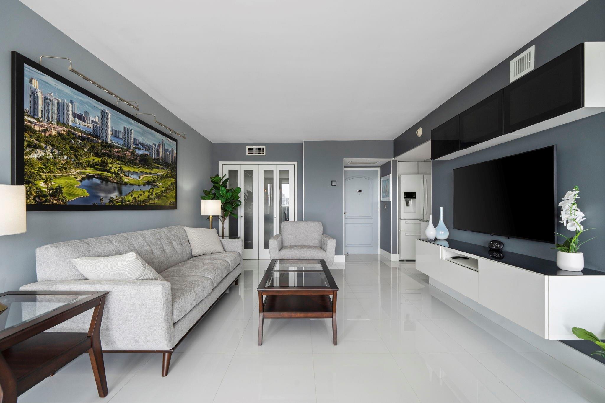 Eldorado Towers - Residential