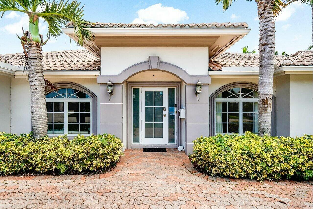 41 Castle Harbor Isle Drive