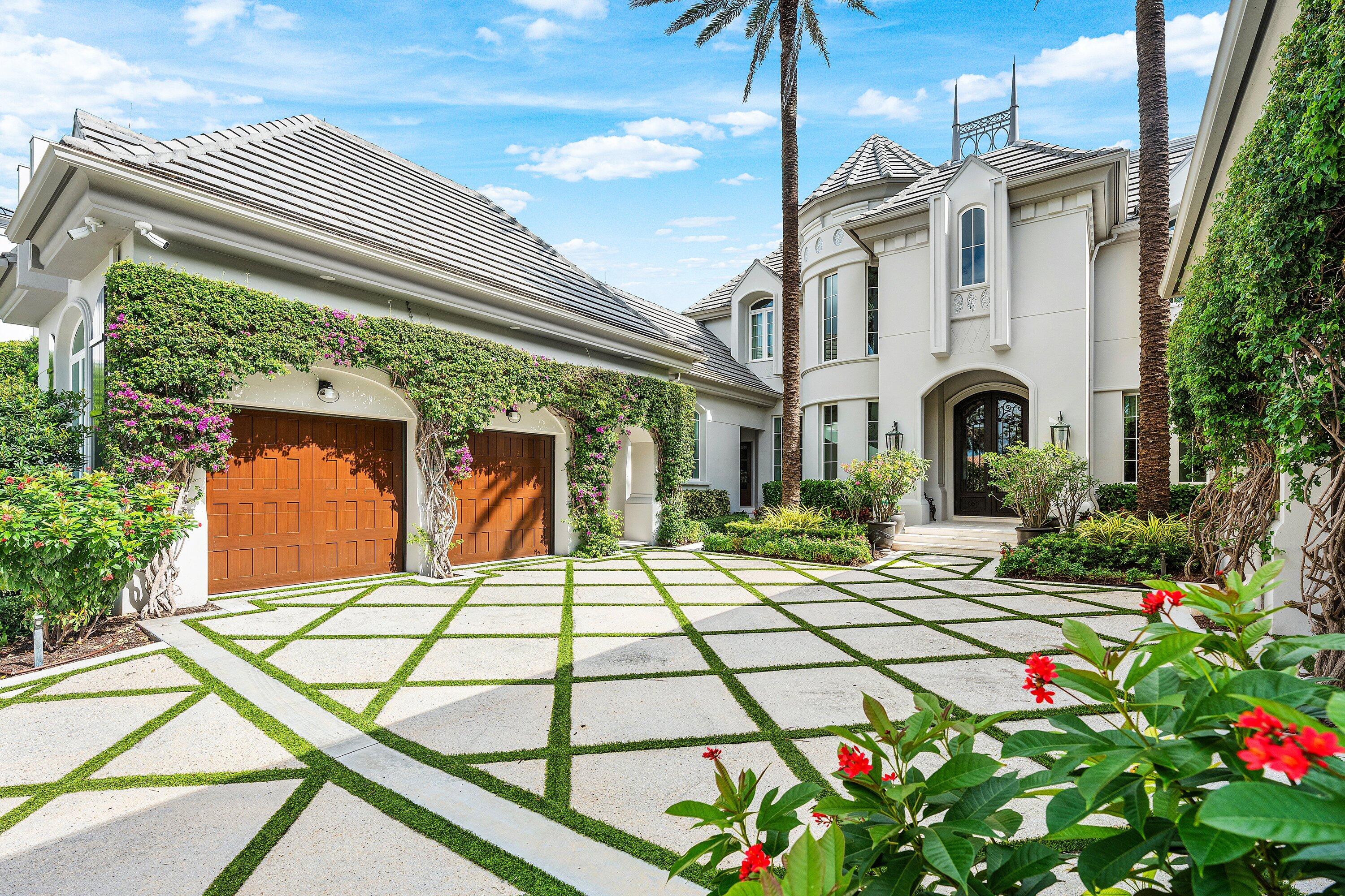 2525 S Ocean Boulevard