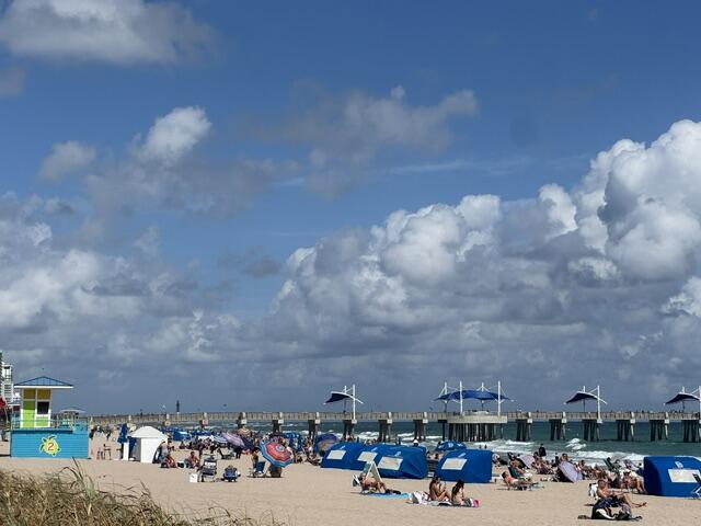 BARCELONA CONDO NORTH BLDG 500 - Residential