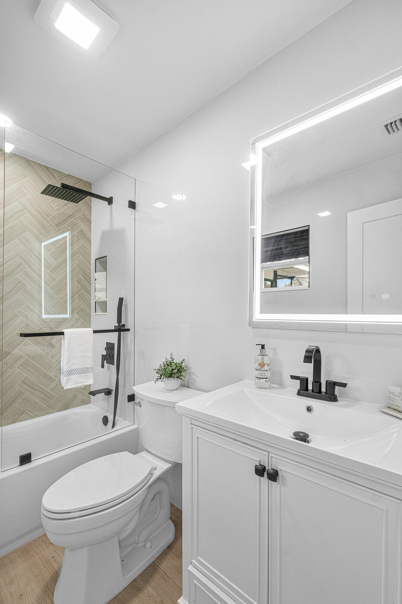 CHAPEL HILL - Residential