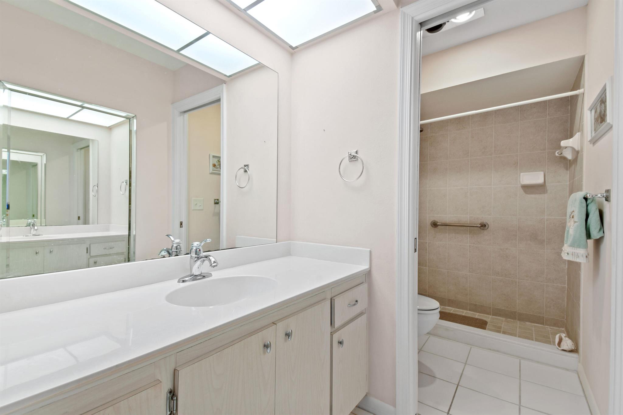 MERIDIAN PARK - Residential