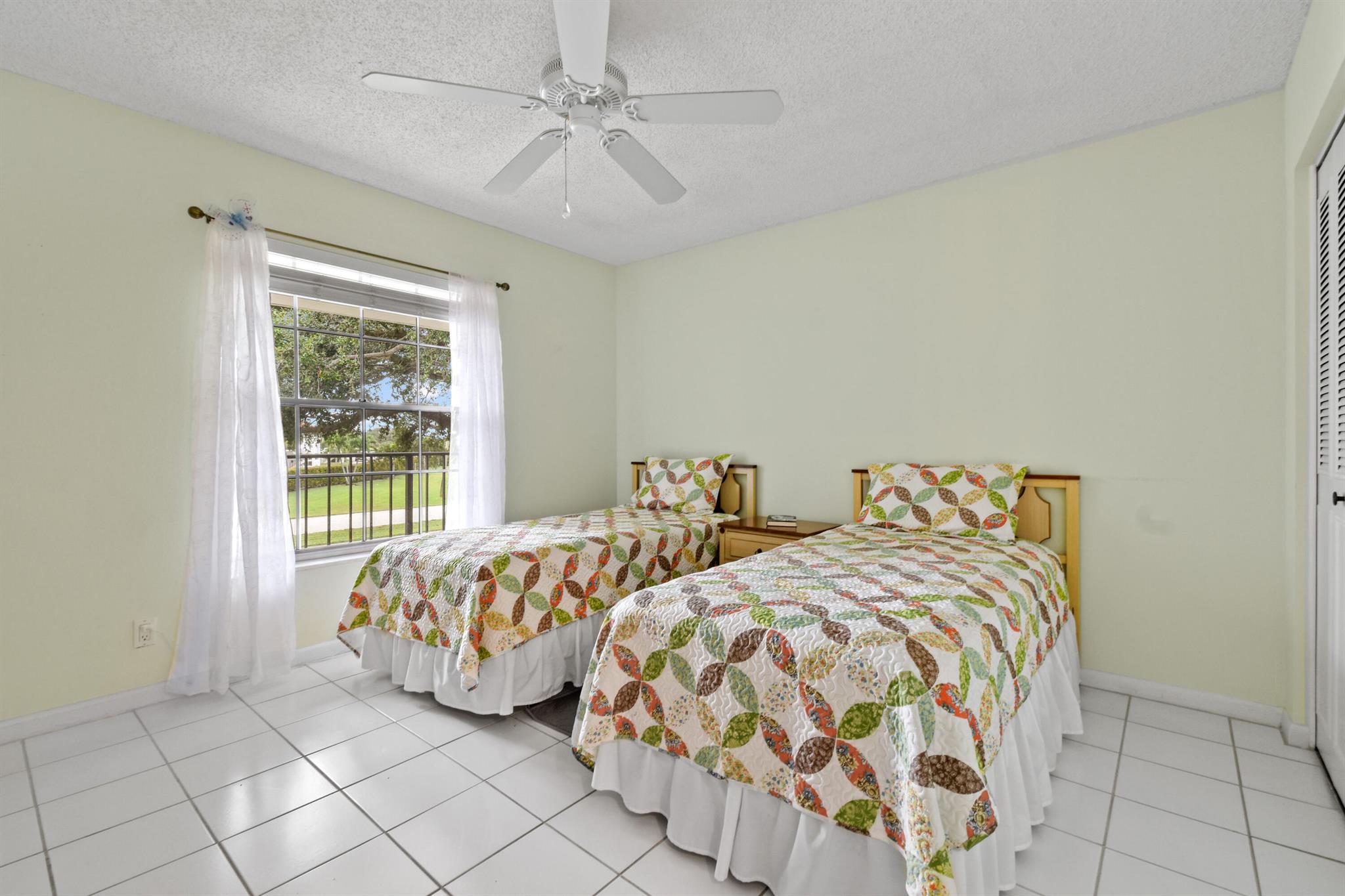 MERIDIAN PARK - Residential