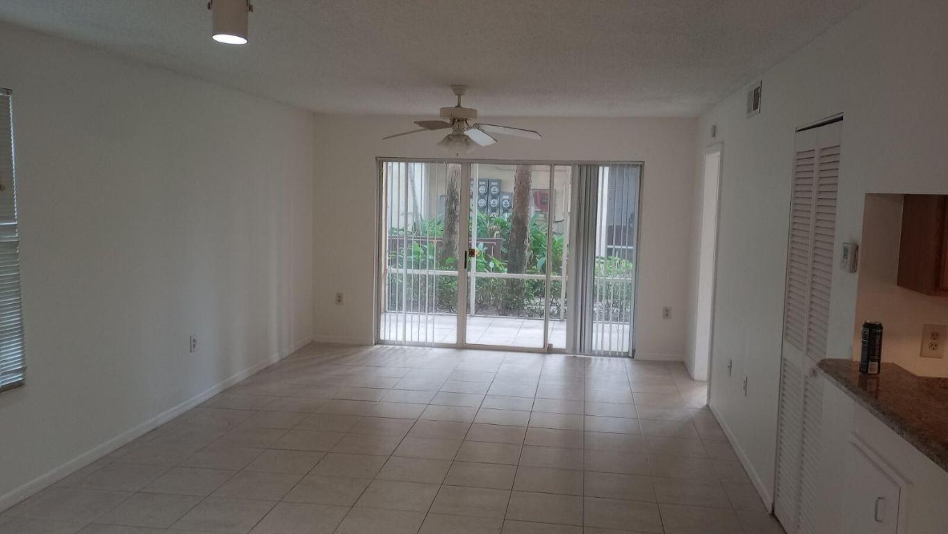 STERLING VILLAGES OF PALM BEACH LAKES CONDO - Residential Lease