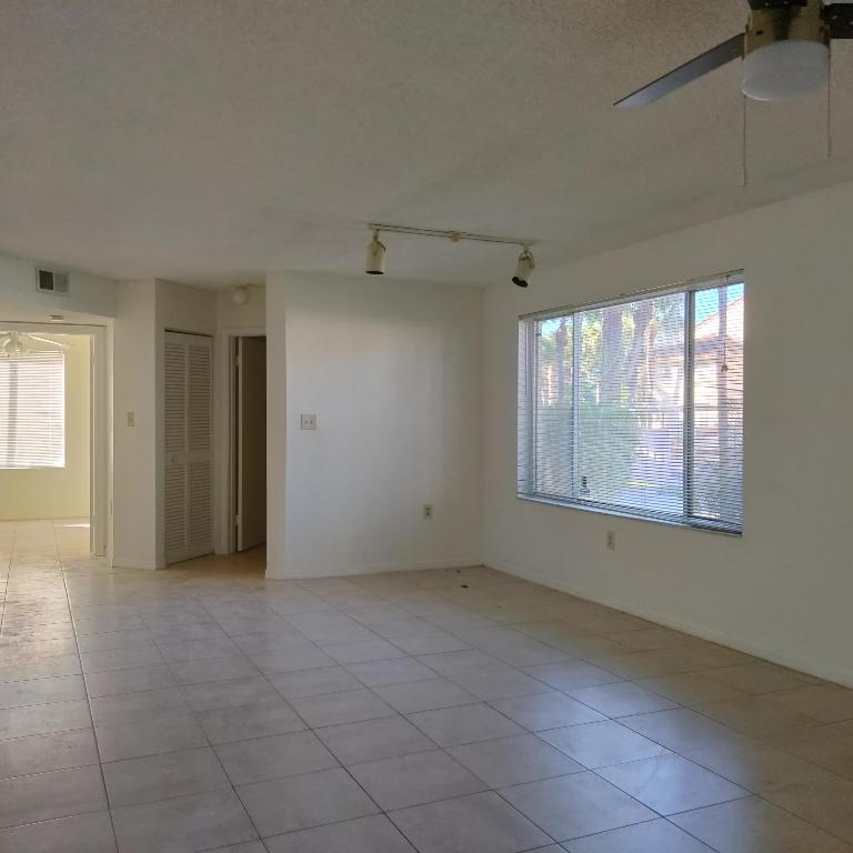 STERLING VILLAGES OF PALM BEACH LAKES CONDO - Residential Lease