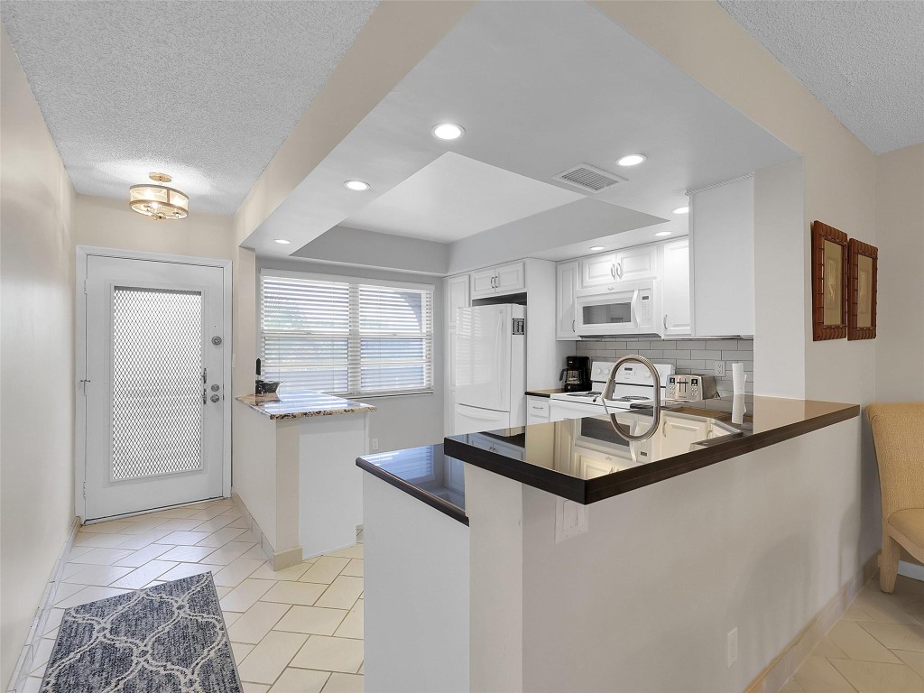 WYNMOOR VILLAGE - Residential