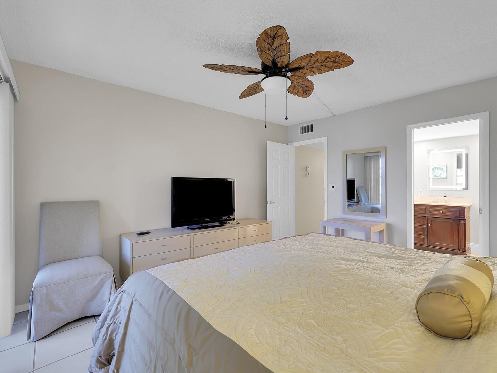 WYNMOOR VILLAGE - Residential