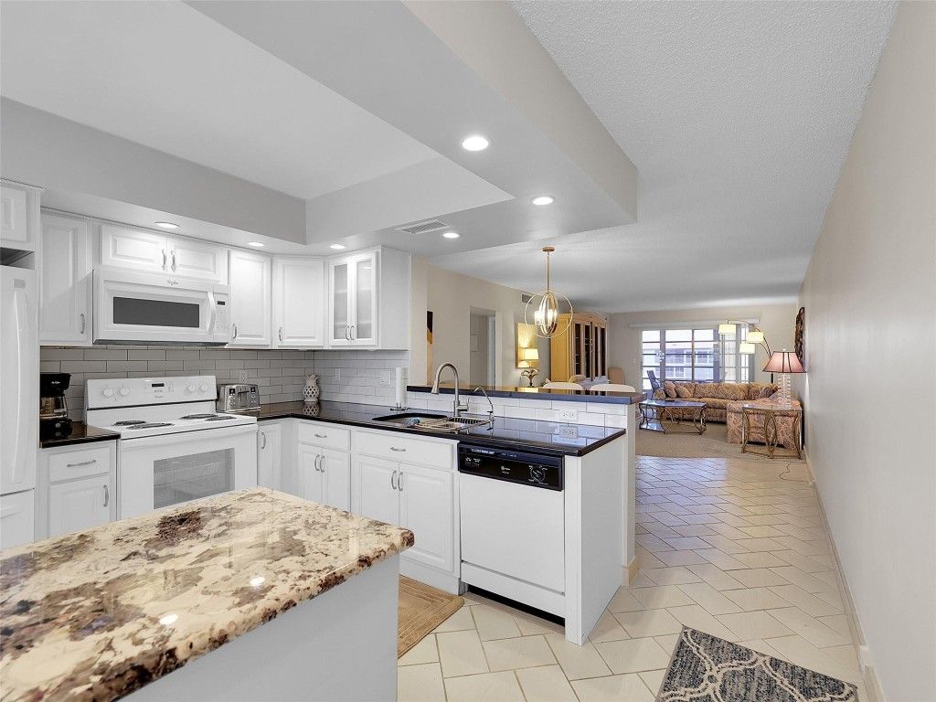 Photo of 3005 Portofino Isle #G4, Coconut Creek, FL 33066 (MLS # F10548113)