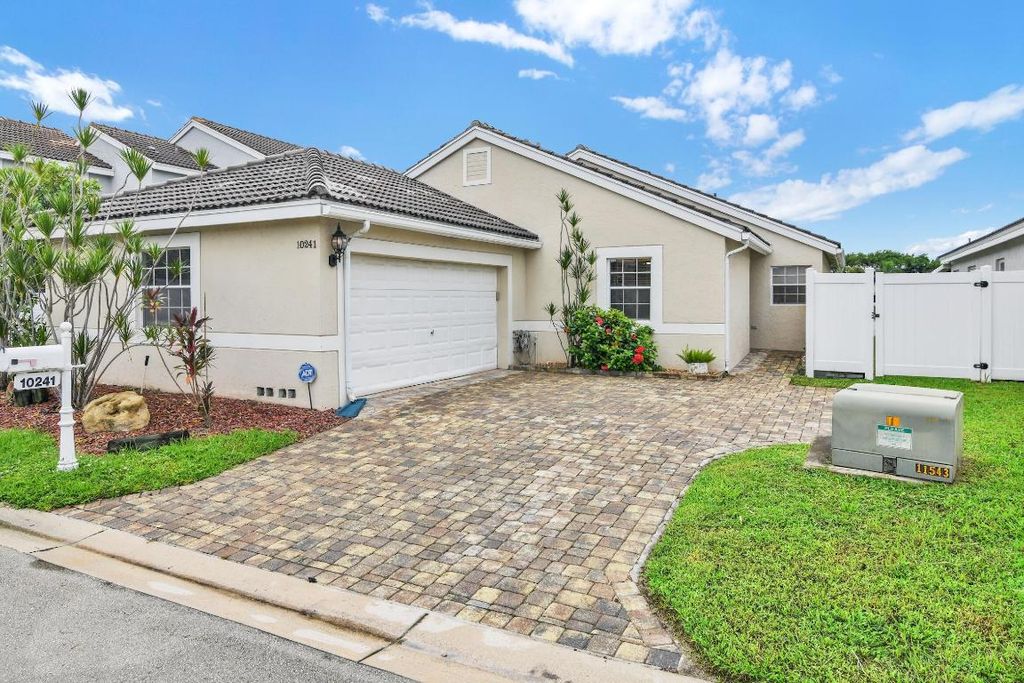 Photo of 10241 Fanfare Dr, Boca Raton, FL 33428 (MLS # R11123870)