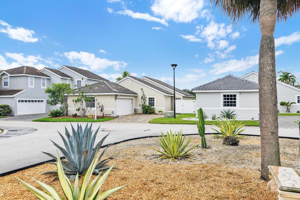 Photo of 10241 Fanfare Dr, Boca Raton, FL 33428 (MLS # R11123870)