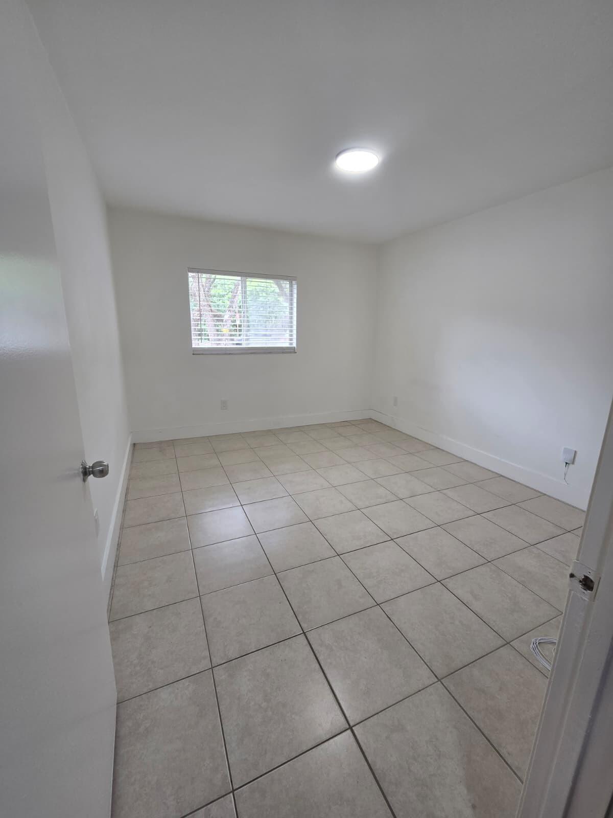 LAKEWOOD AT EMERALD HILLS CONDO - Residential Lease