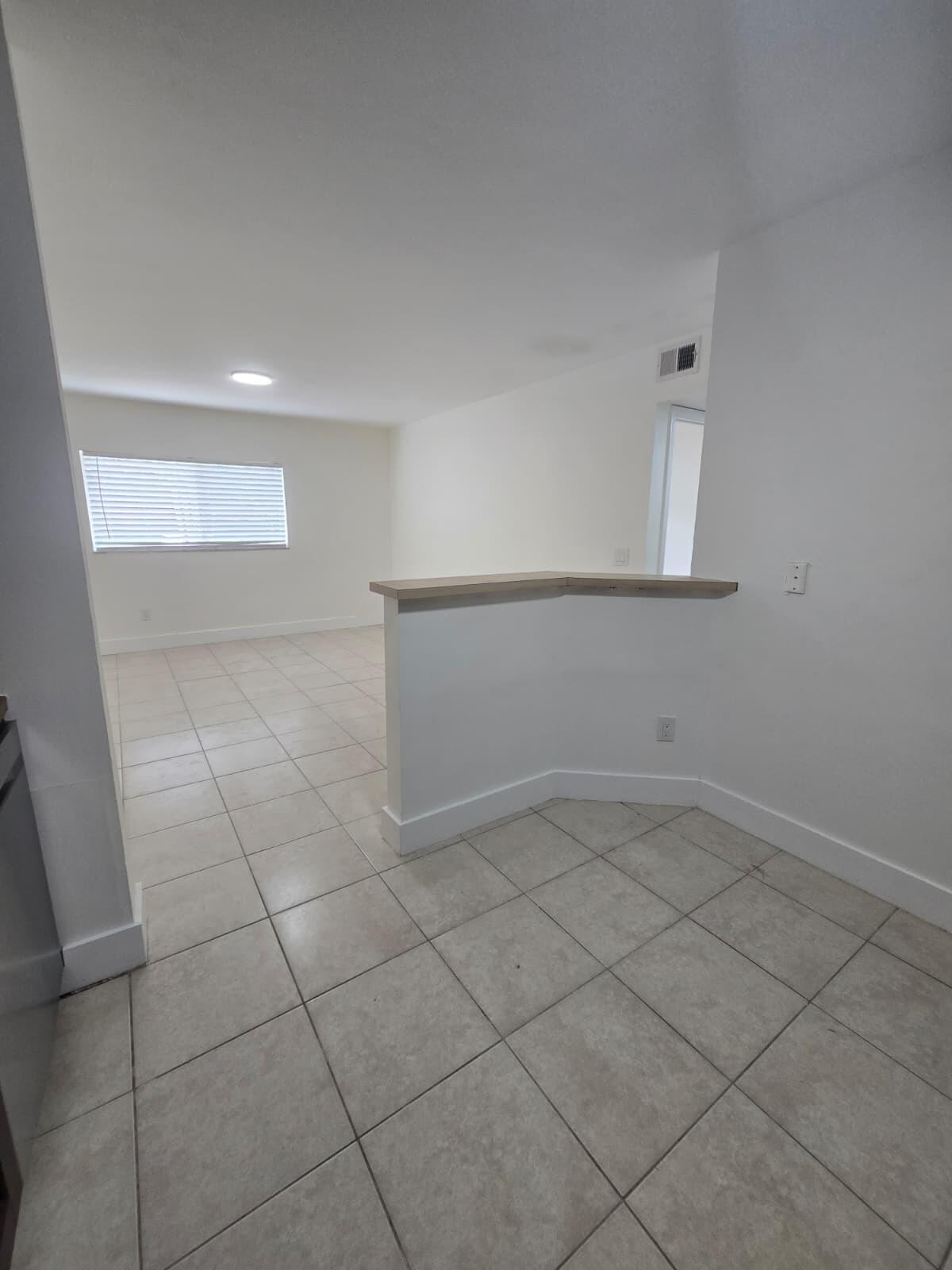 LAKEWOOD AT EMERALD HILLS CONDO - Residential Lease