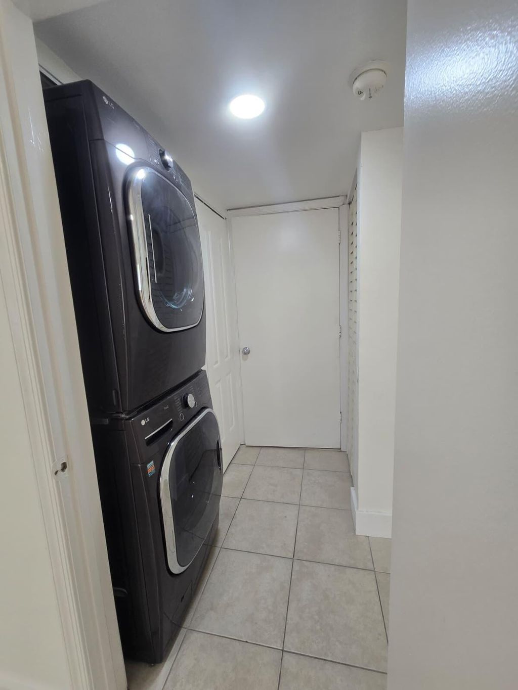 Photo of 3670 N 56th Avenue #707, Hollywood, FL 33021 (MLS # B26018478)