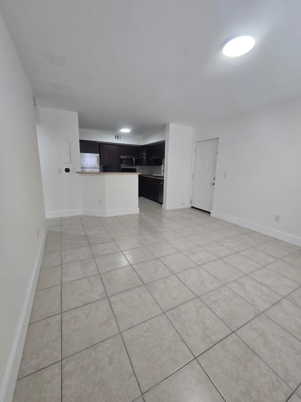 LAKEWOOD AT EMERALD HILLS CONDO - Residential Lease