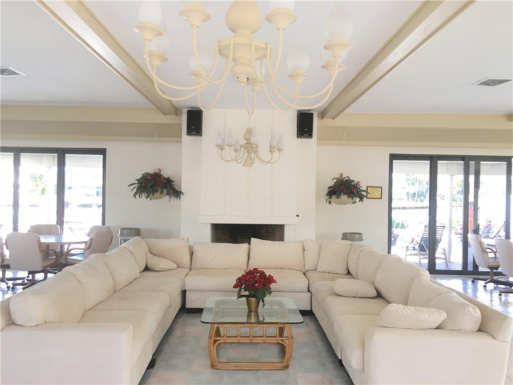 CYPRESS CLUB - Residential