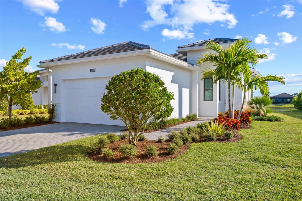 Photo of 4823 Saint Armands Way, Westlake, FL 33470 (MLS # B26026123)