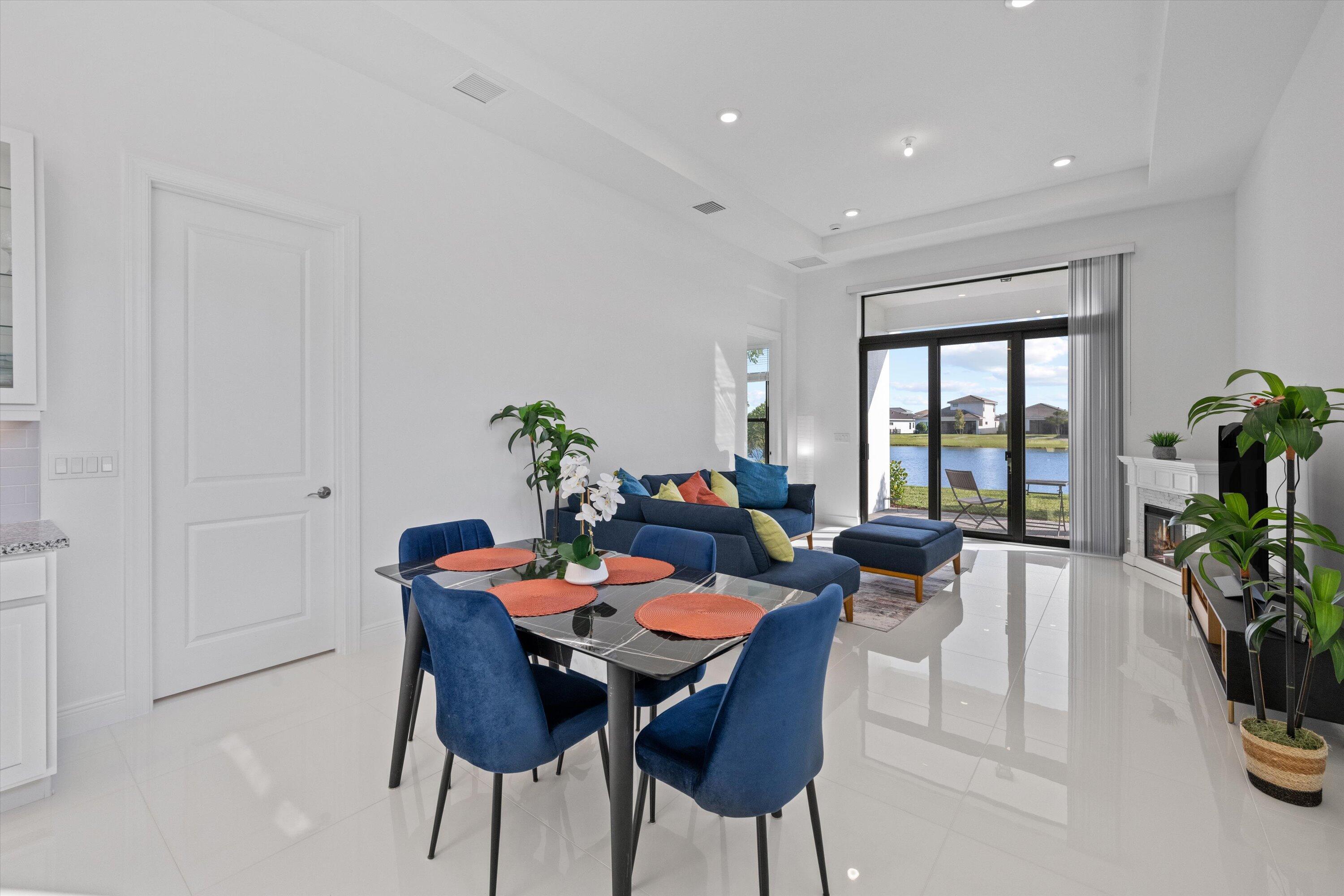 CRESSWIND PALM BEACH PHASE 3 - Residential