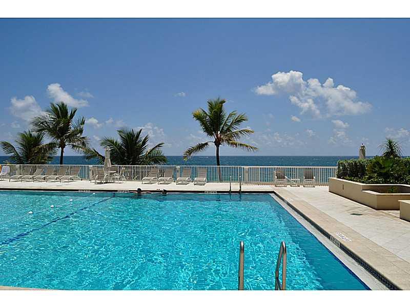 PLAZA EAST - Residential