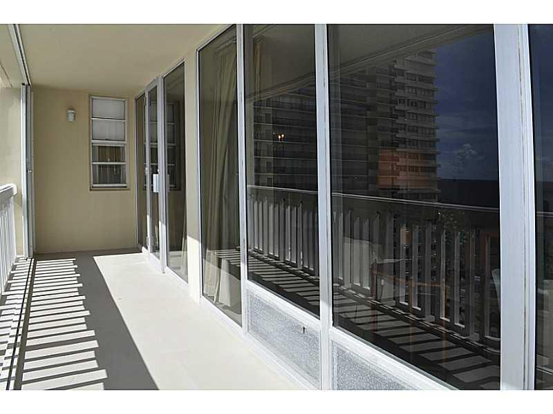 PLAZA EAST - Residential