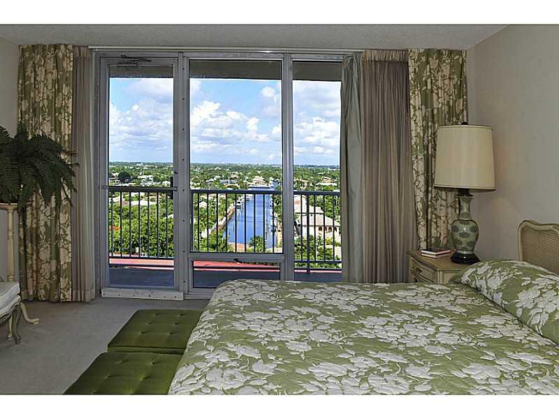 PLAZA EAST - Residential