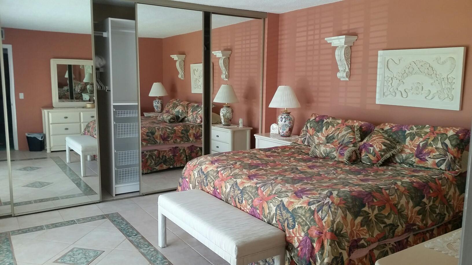 ISLAND VILLAGE PHASE I - Residential Lease