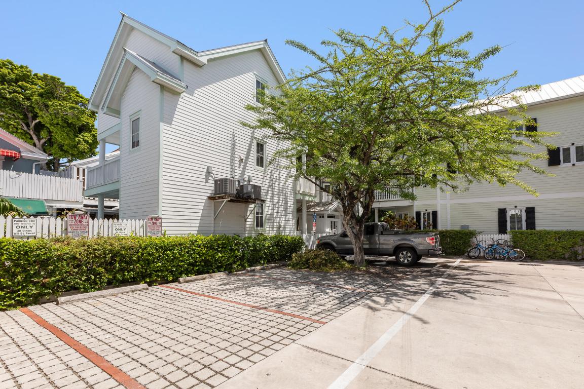 ECHO GARDENS - Residential