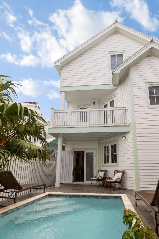ECHO GARDENS - Residential