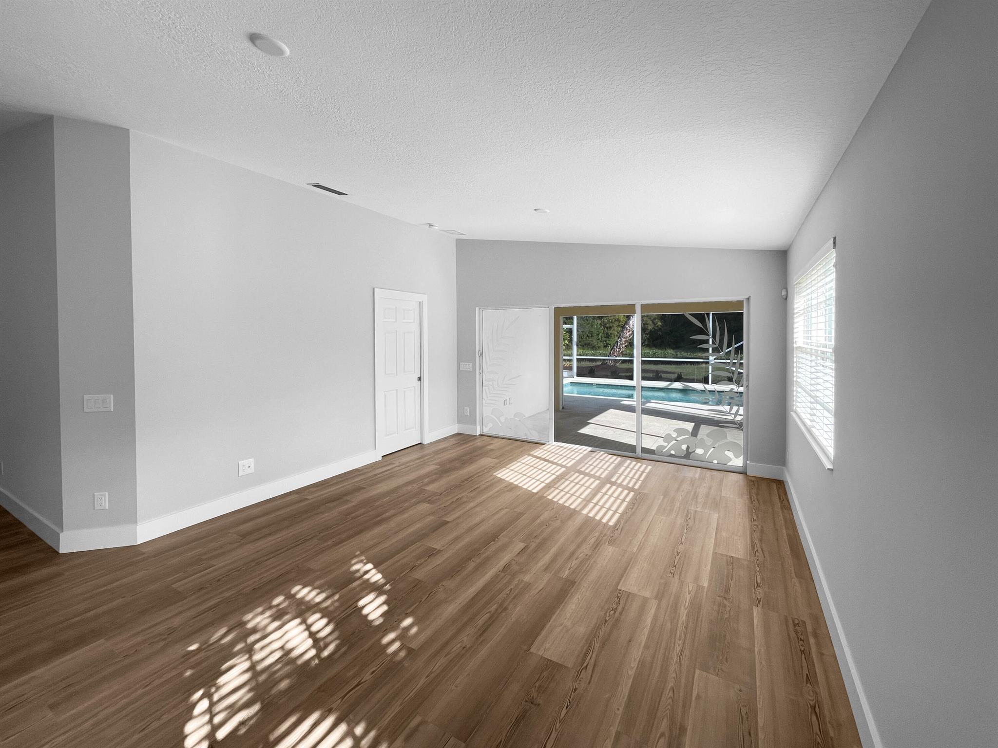 THE RETREAT - Residential