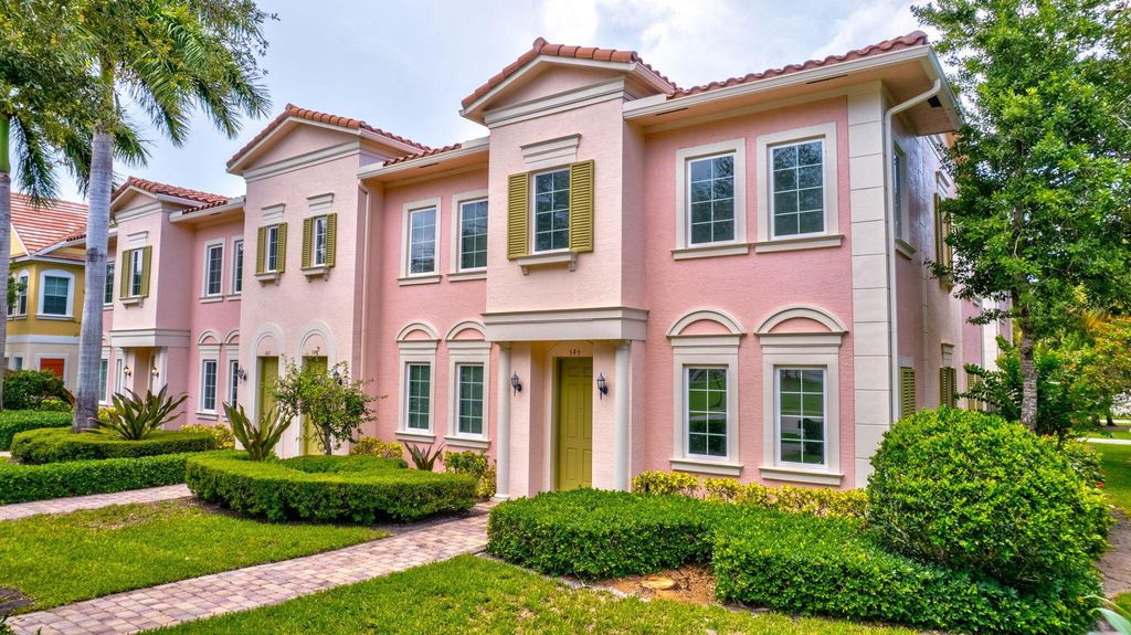 Photo of 595 Dakota Dr, Jupiter, FL 33458 (MLS # R11097555)