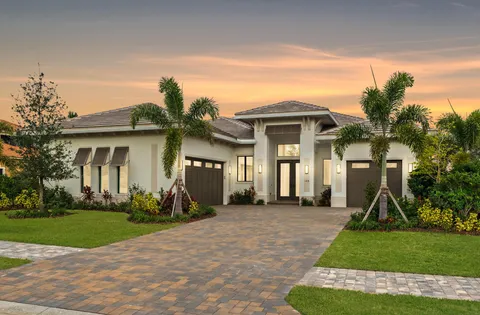 109 SE Via Verona, Port St Lucie, FL MLS: R11075023