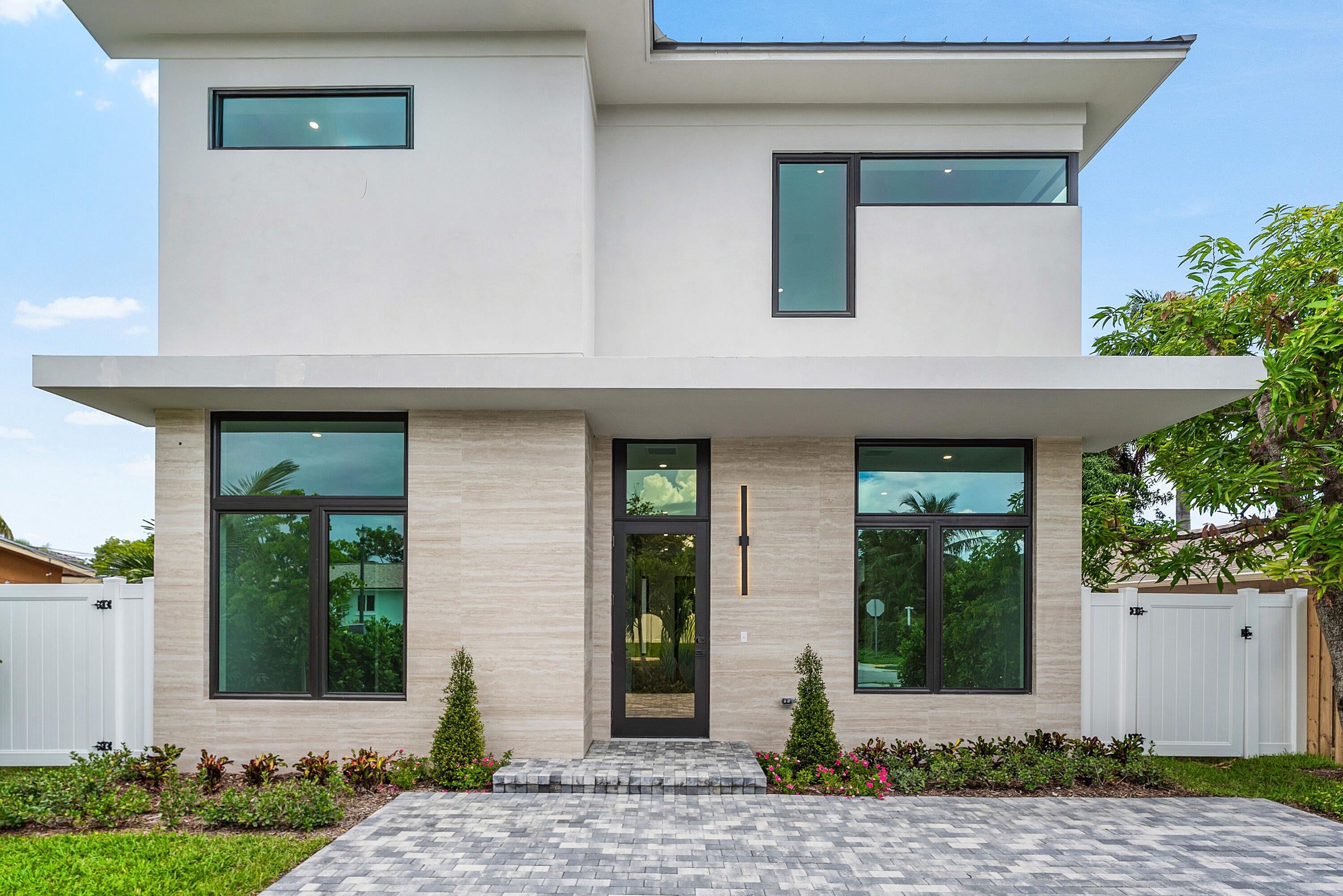 309 SE 6th Street