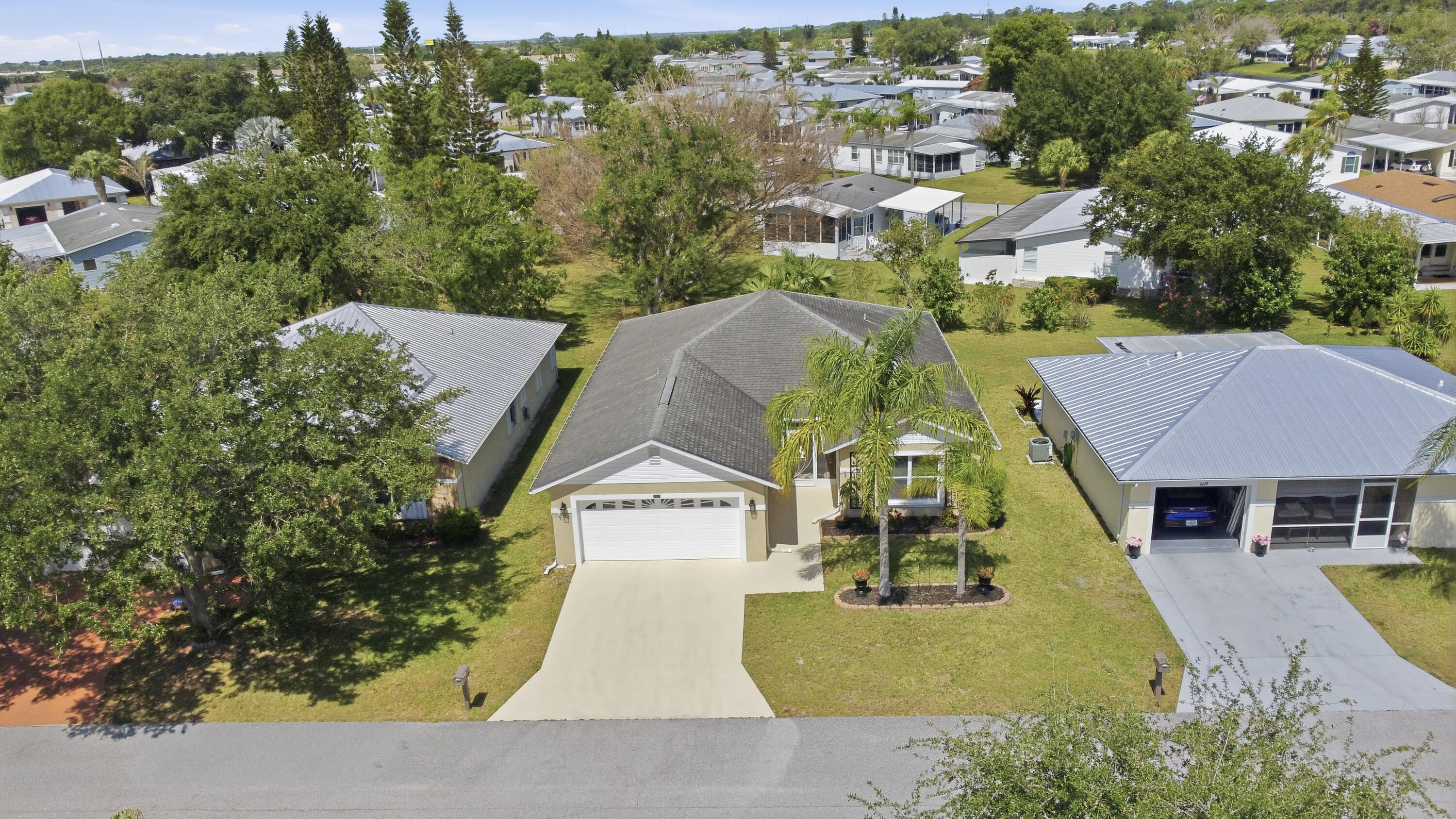 SPANISH LAKES FAIRWAYS NE PHASE - Residential