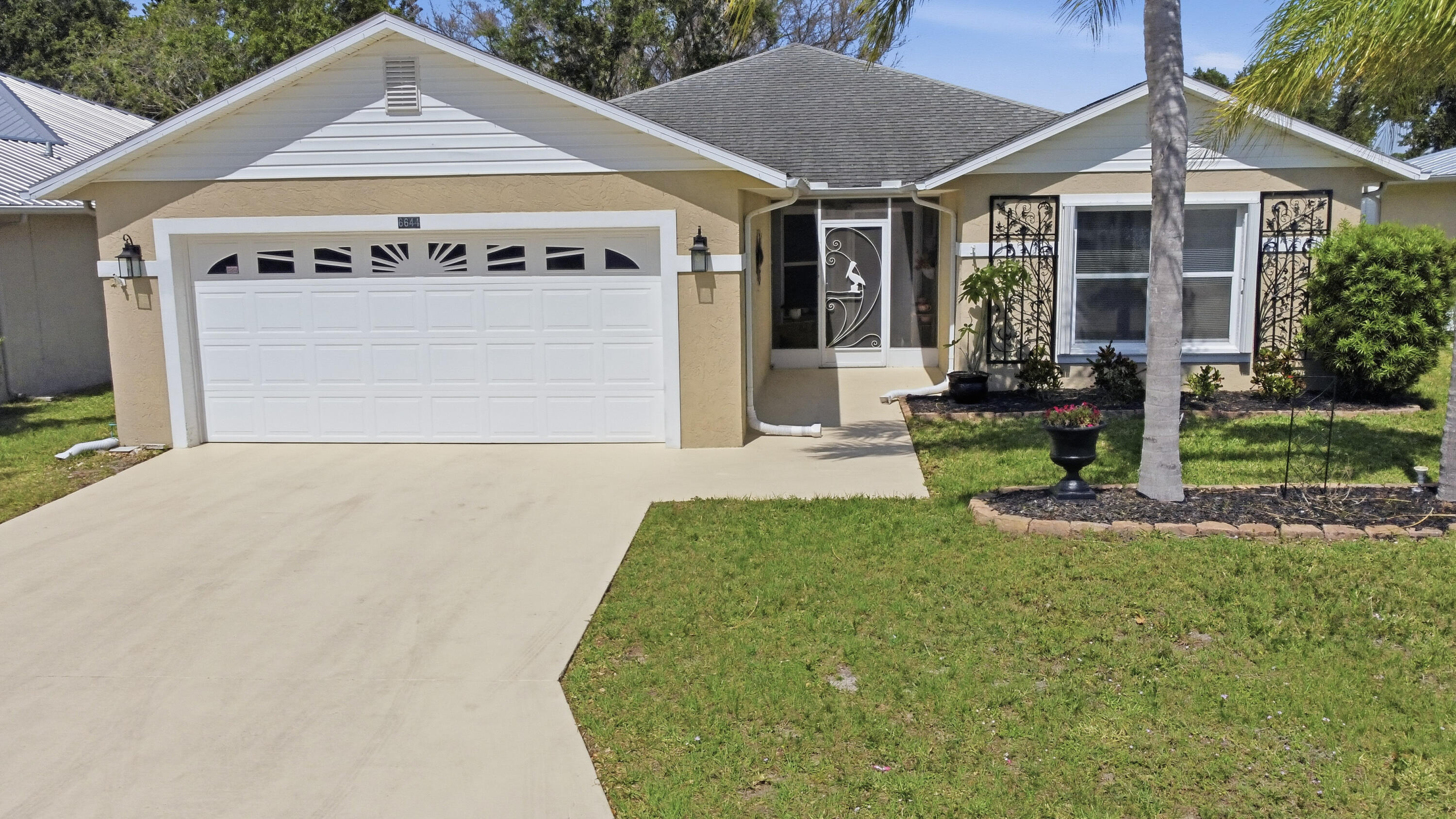 SPANISH LAKES FAIRWAYS NE PHASE - Residential