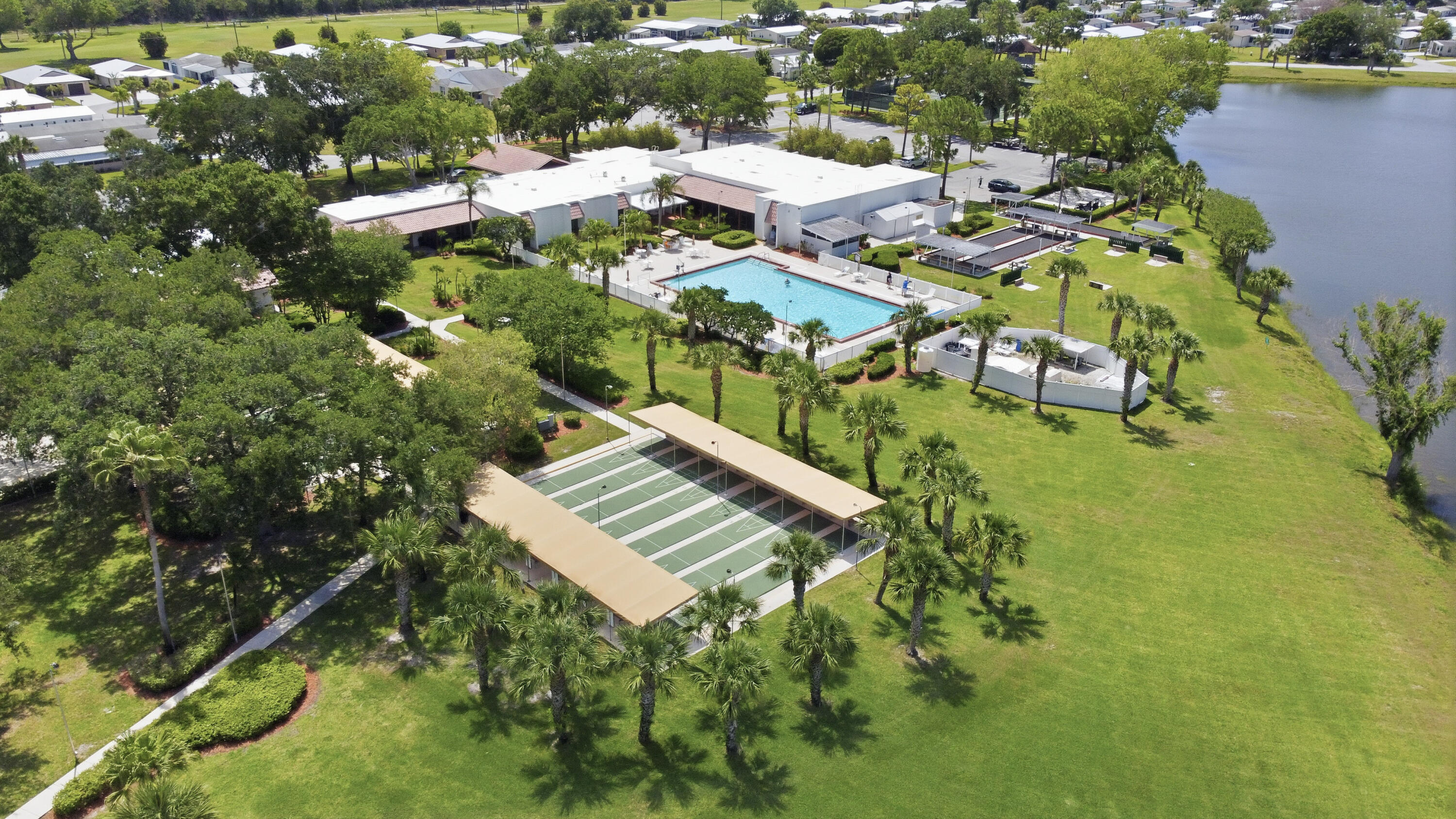 SPANISH LAKES FAIRWAYS NE PHASE - Residential
