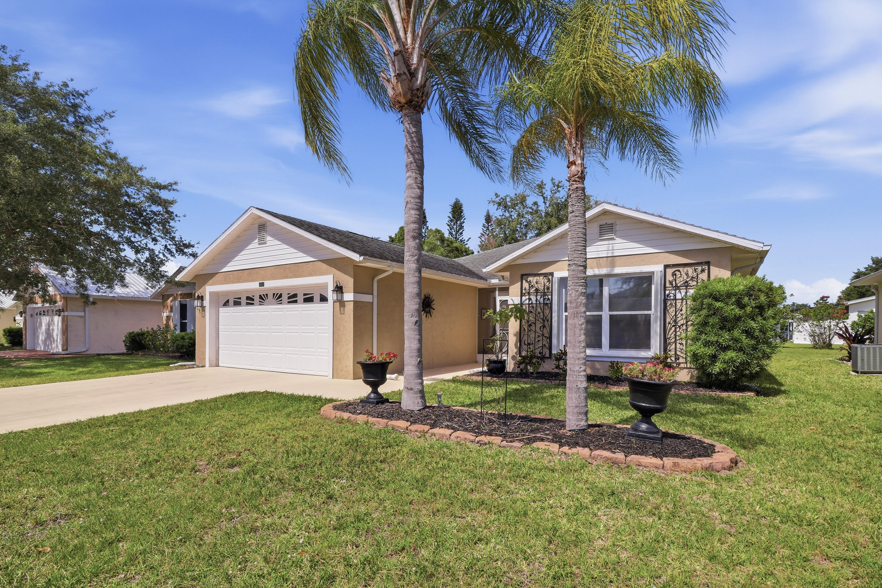 SPANISH LAKES FAIRWAYS NE PHASE - Residential