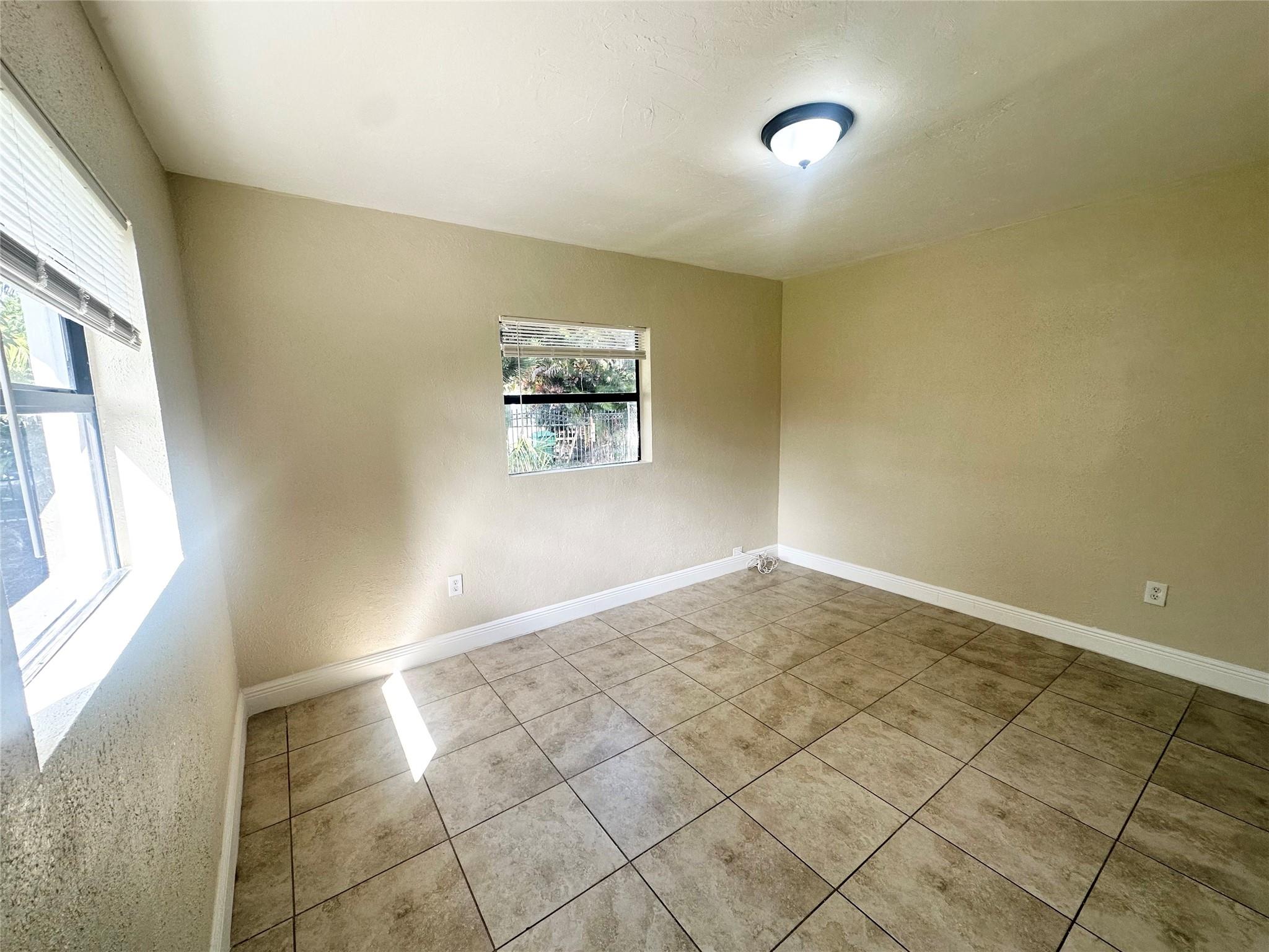 WEST MIAMI SHORES SEC B - Residential Lease