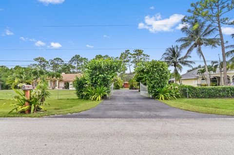 A home in Loxahatchee