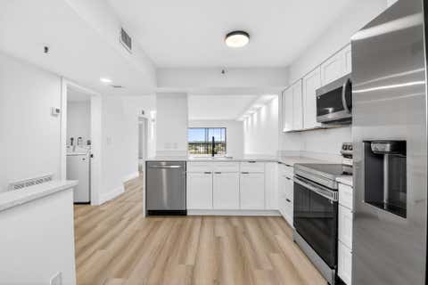 Tiny photo for 6866 Huntington Lane #707, Delray Beach, FL 33446 (MLS # B26021559)