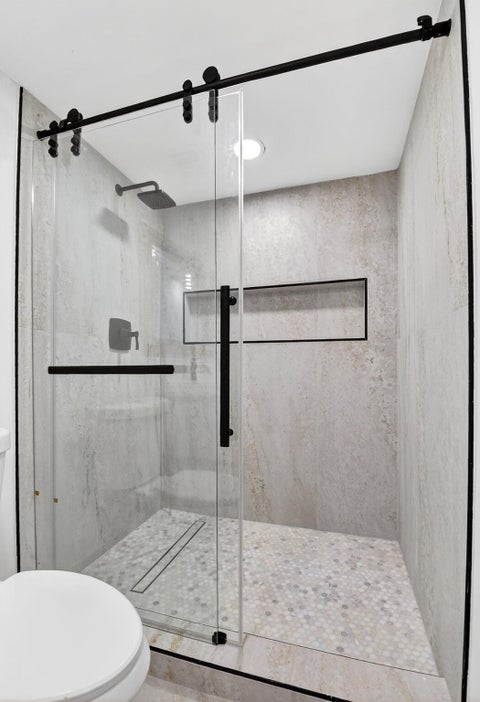 Tiny photo for 6866 Huntington Lane #707, Delray Beach, FL 33446 (MLS # B26021559)