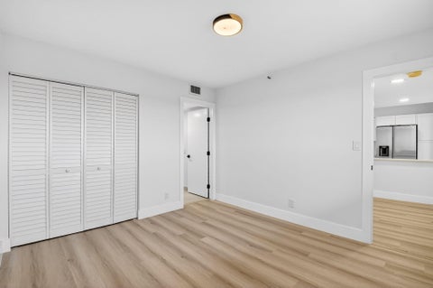 Tiny photo for 6866 Huntington Lane #707, Delray Beach, FL 33446 (MLS # B26021559)
