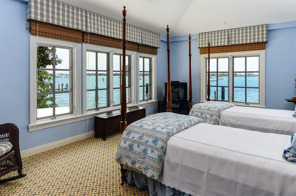 ESPLANADE ESTATES - Residential