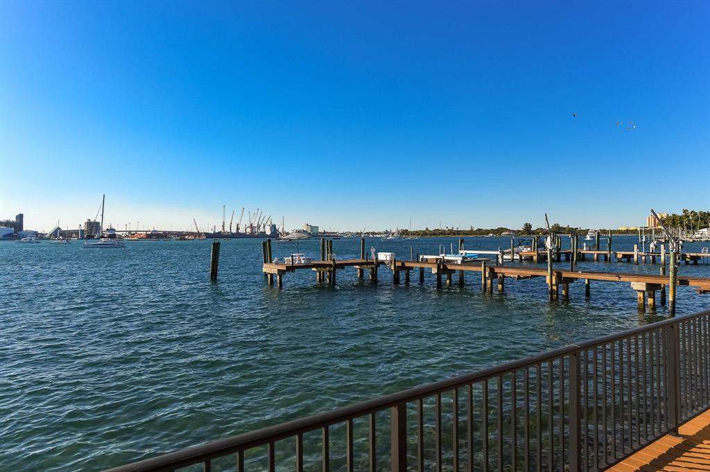 ESPLANADE ESTATES - Residential