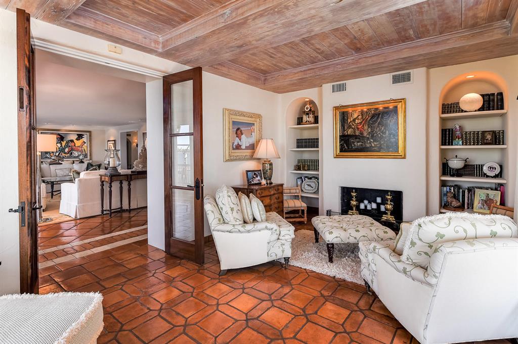 ESPLANADE ESTATES - Residential