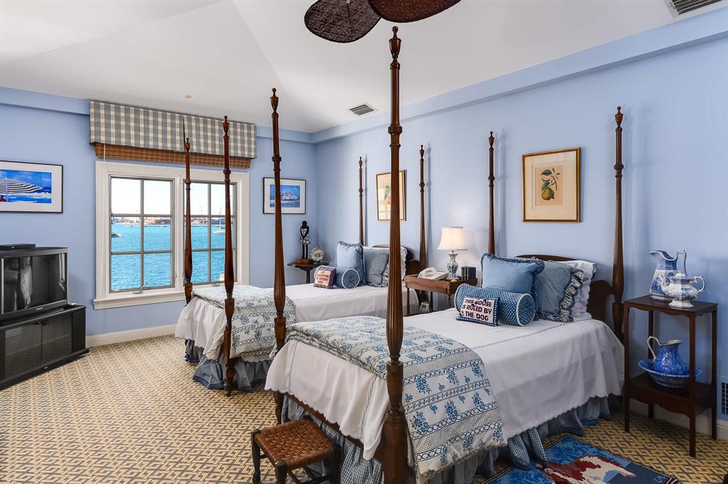 ESPLANADE ESTATES - Residential