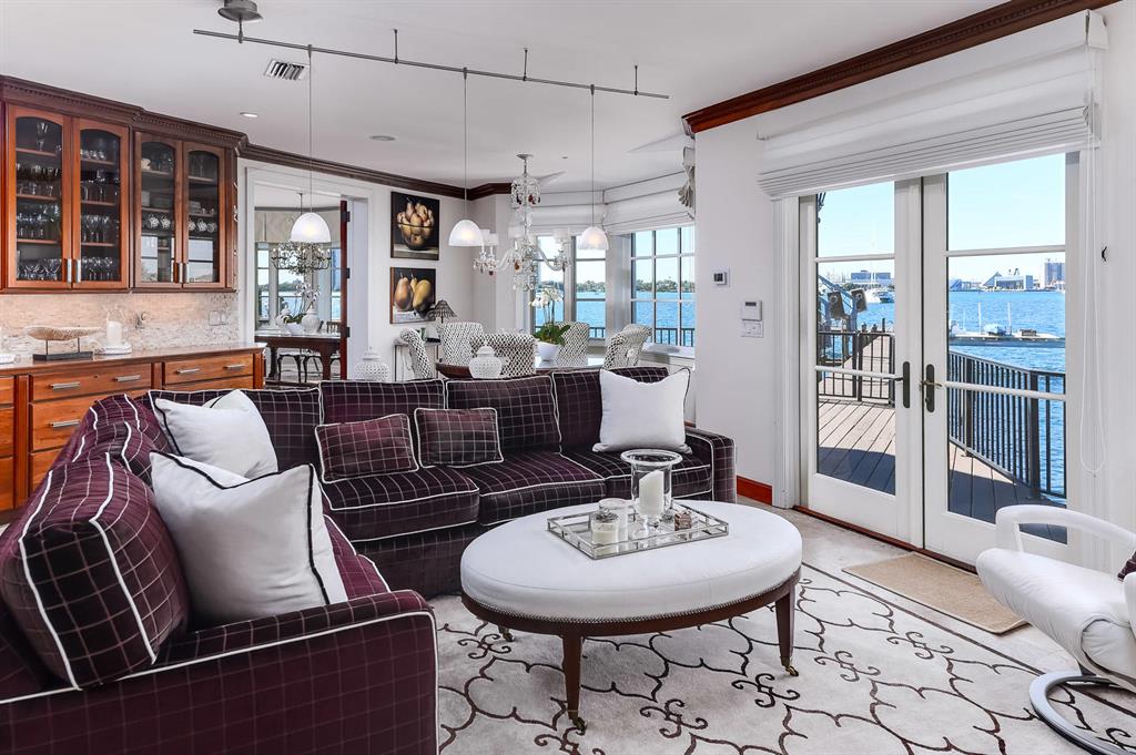 ESPLANADE ESTATES - Residential