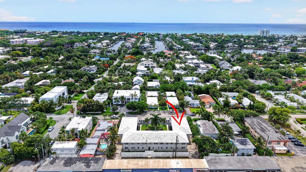 Photo of 426 NE 7th Avenue #2B, Delray Beach, FL 33483 (MLS # B26058510)